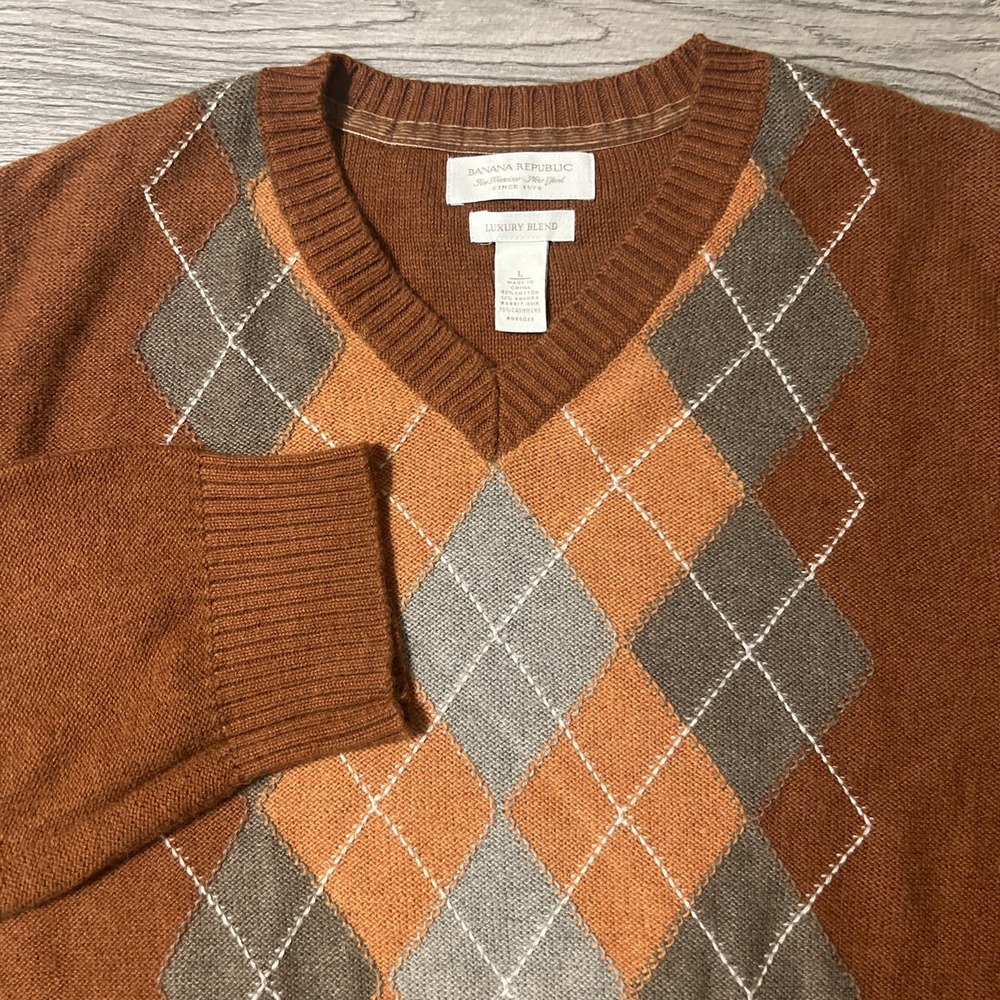 Banana Republic Argyle V Neck Luxury Blend Sweater Cashmere/Angora/Cotton Size L